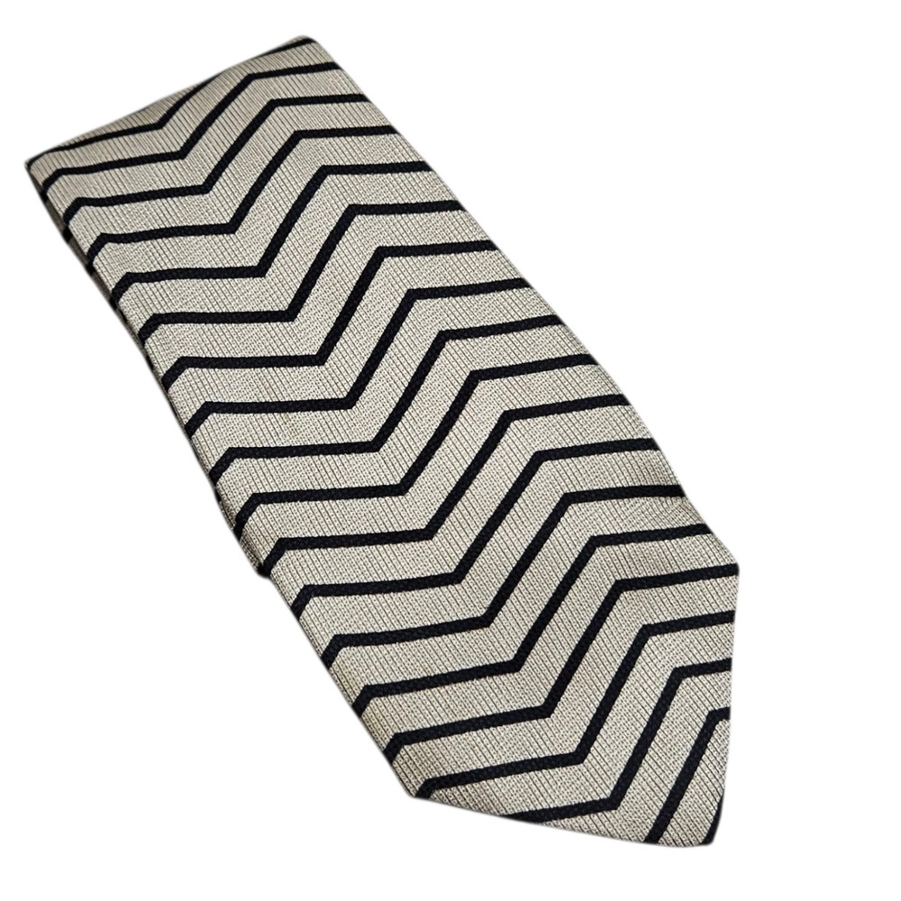 Echo Necktie Black & Beige Chevron Zig Zag Pattern Silk‎ Modernist Career